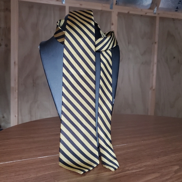 zianetti Other - RELISTED Zianetti Italian Silk stripe tie
